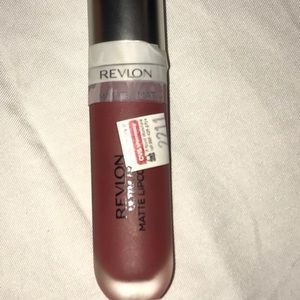 Gorgeous deep carmine color